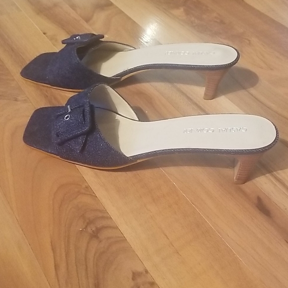 Casual Corner Denim Open Toe Heels Size 8 - Picture 3 of 7